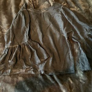 STEALS AND DEALS Hollister Top